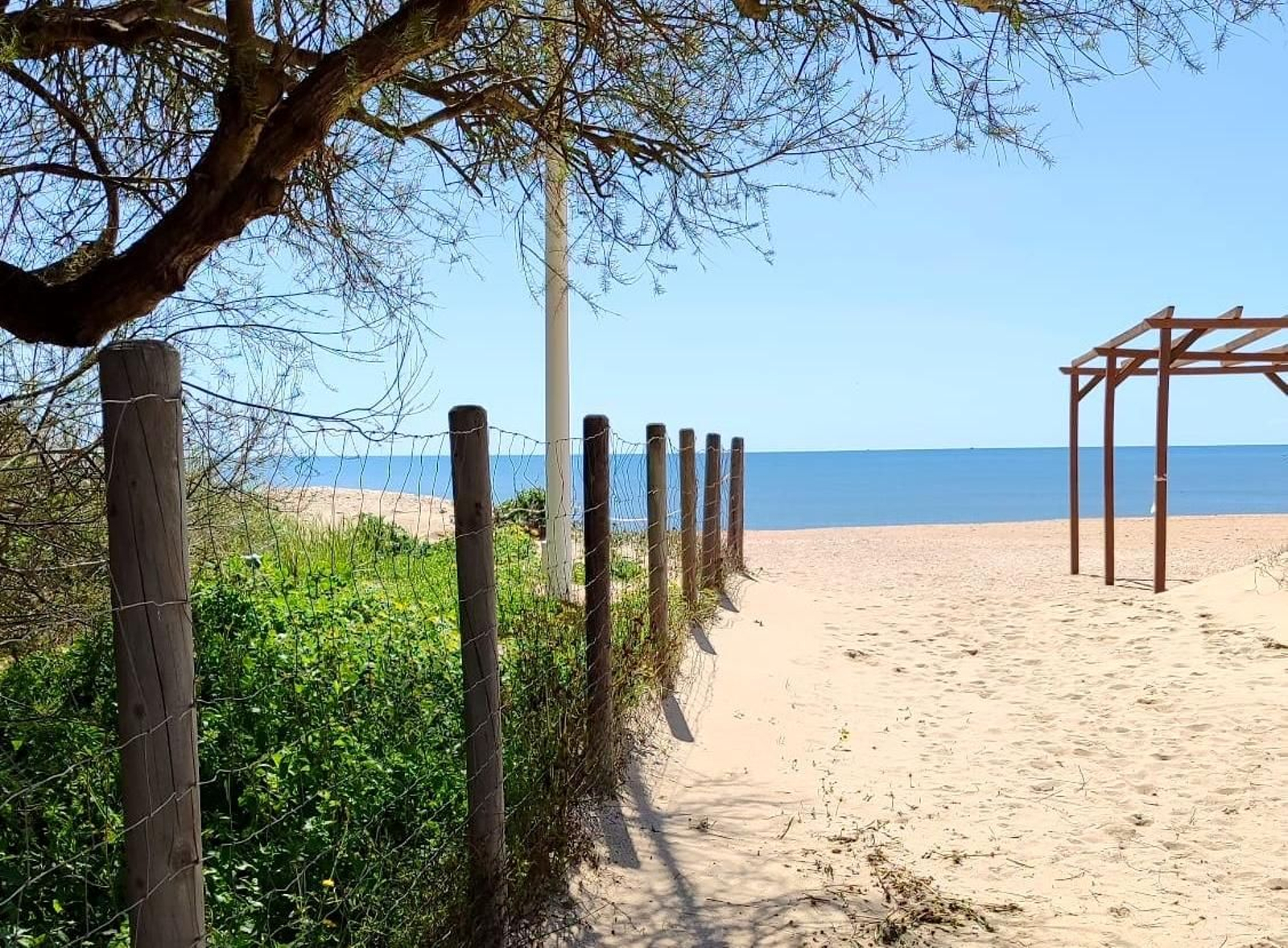 El impacto del turismo estival en la economía de Huelva